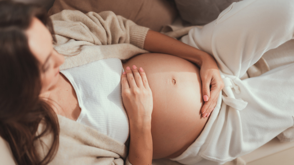 Zwangerschap en Haarverzorging: Essentiële Tips en Weetjes