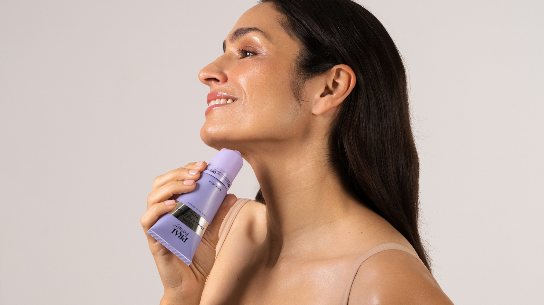 Dé geheime tip voor een strakkere hals: ontdek PRAI Beauty.