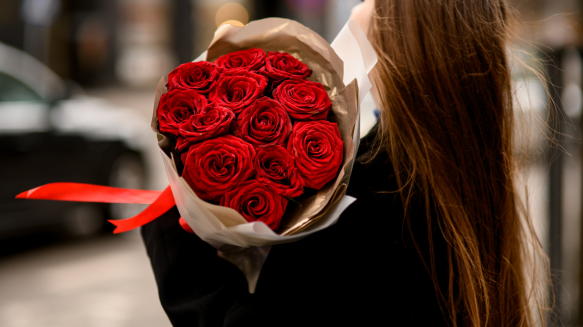 Love is in the hair! Zo verwen jij je haar met Valentijn