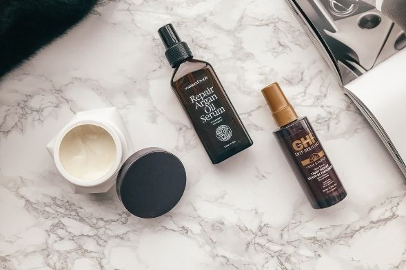 5 oorzaken van pluizig haar