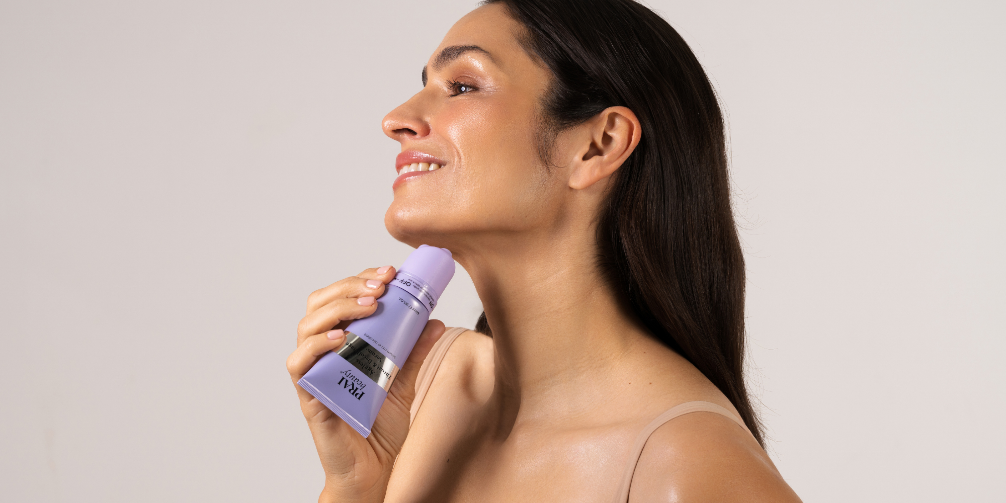 Dé geheime tip voor een strakkere hals: ontdek PRAI Beauty.