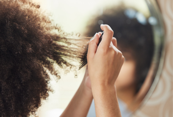 5x tips: Zo verzorg jij je natuurlijke krullen