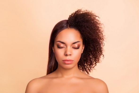 Wat doet keratine precies met je haar?